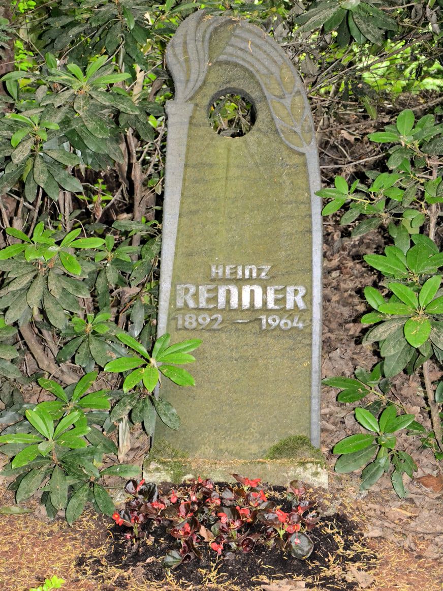Grabstätte von Heinz Renner auf Südwestfriedhof Essen